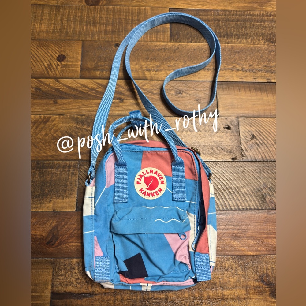 Fjallraven Kånken Art Sling Crossbody Bag